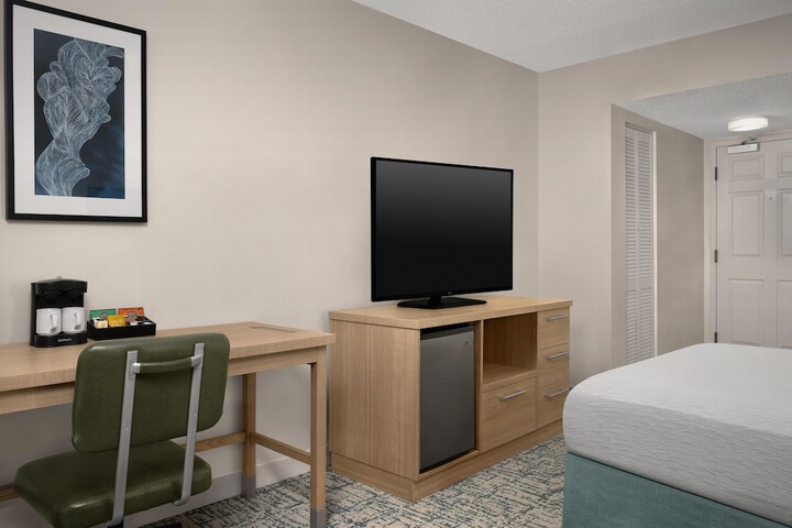 Room 11 of 45