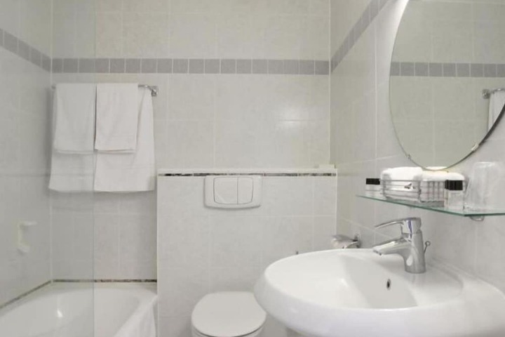 Clean Restrooms