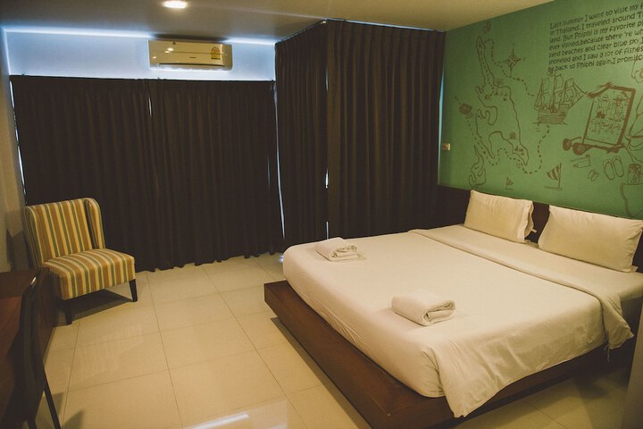 Room 11 of 41