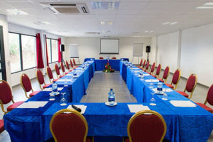 Business Center 14 of 69