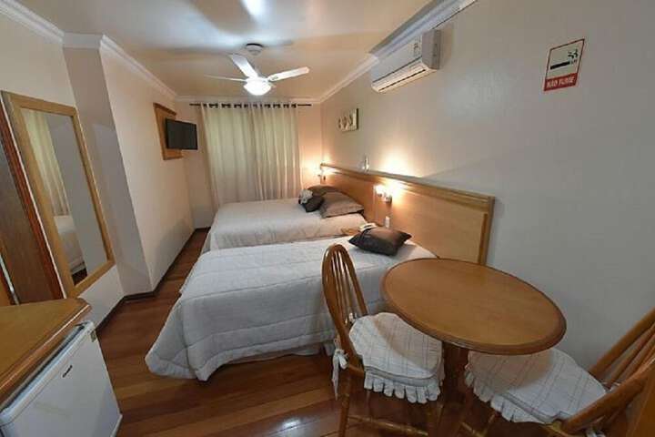 Room 12 of 44