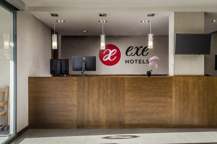 Hotel Interior 4 of 40