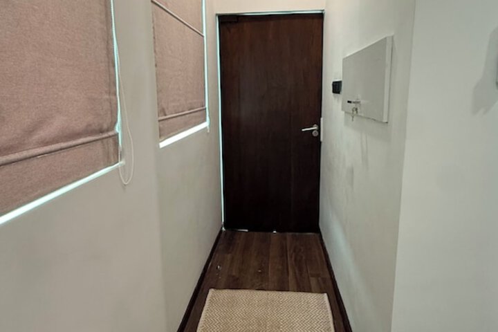 Room 3 of 10