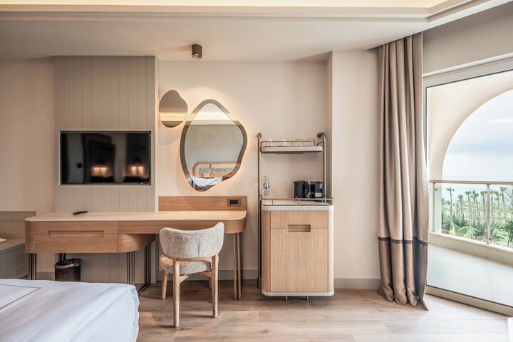 Room 31 of 122