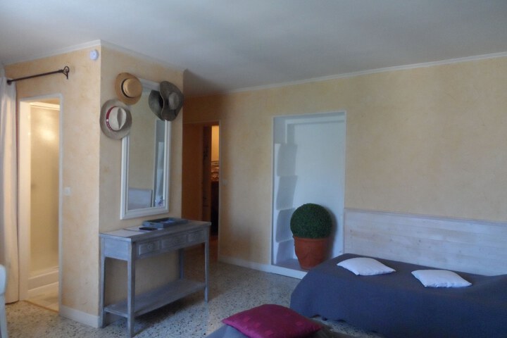 Room 7 of 23