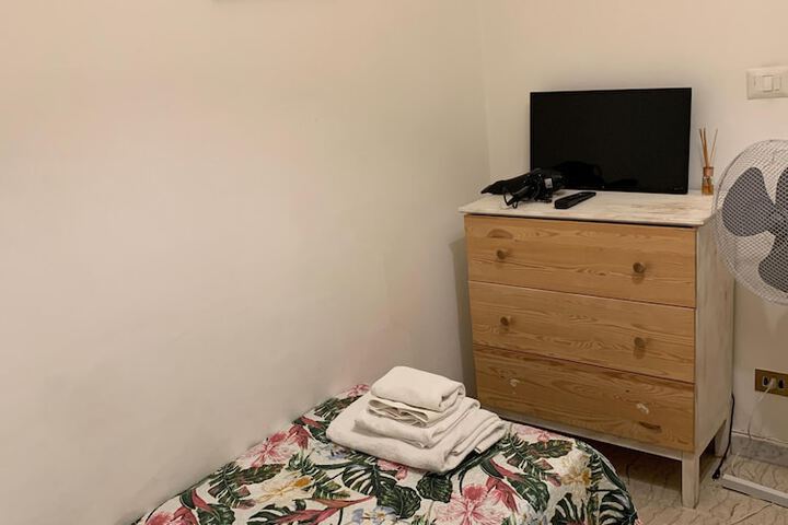 Room 14 of 43