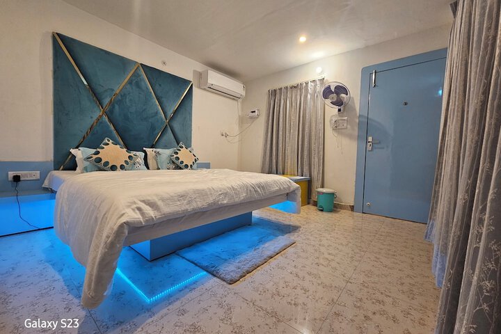Room 7 of 82