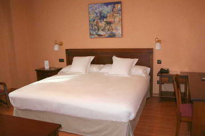 Room 5 of 21