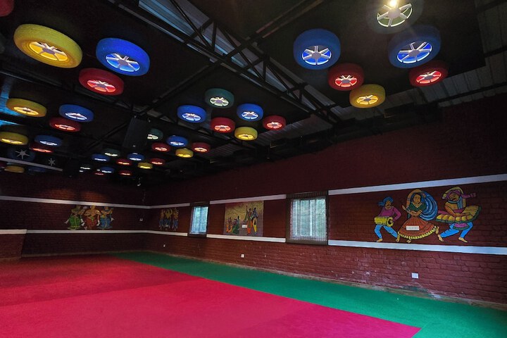 Ballroom/Hall 5 of 8