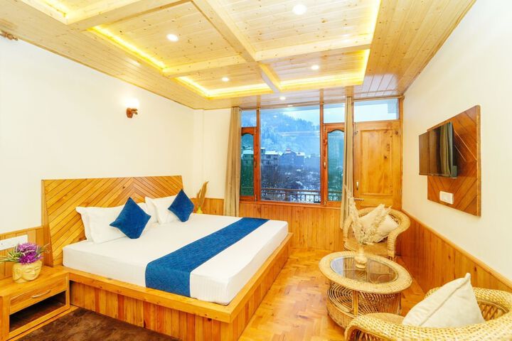 Room 8 of 24