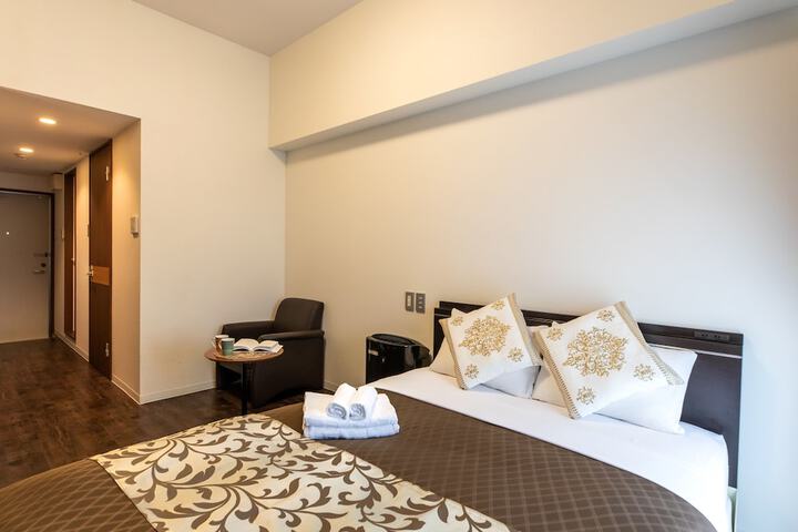 Room 8 of 21