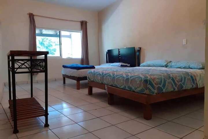 Room 4 of 20