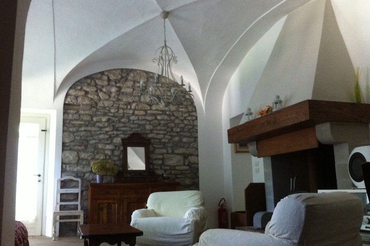 Room 9 of 91