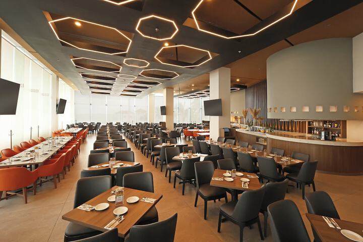 Dining 59 of 87