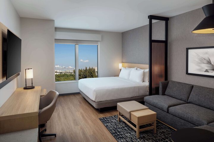 Room 15 of 29