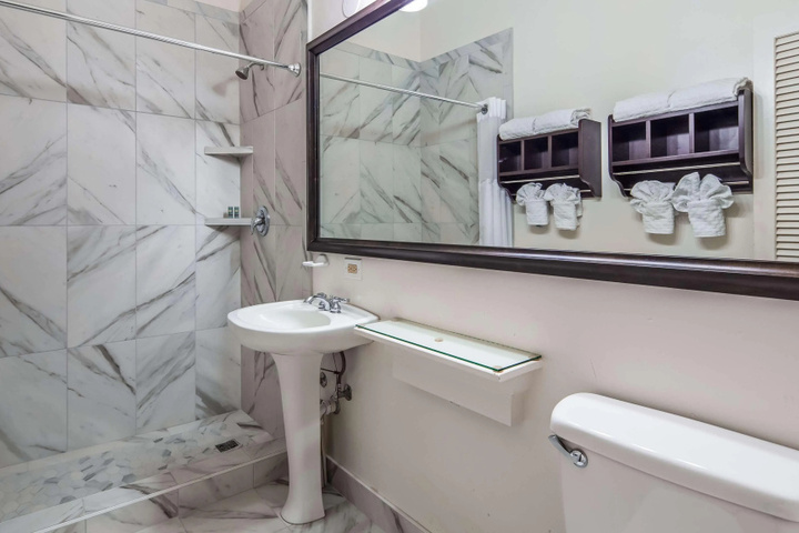 Bathroom Interior Photo