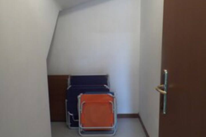 Room 19 of 33