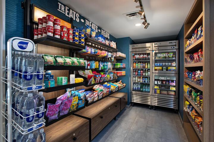 Snack bar