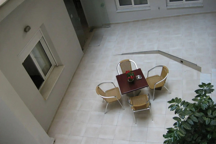 Photo 7