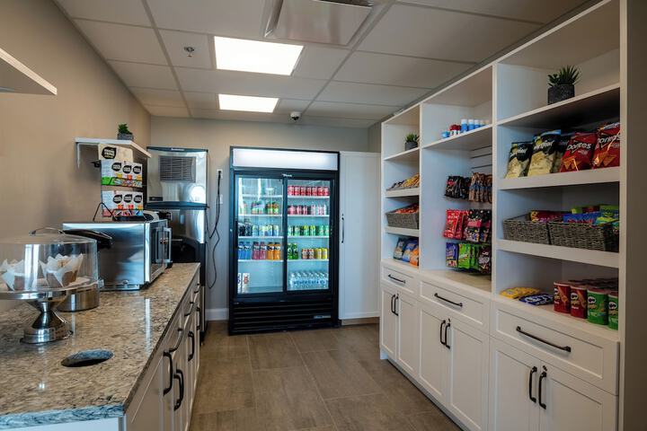 Breakfast/Coffee Service 83 of 114