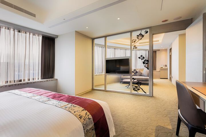 Room 25 of 105