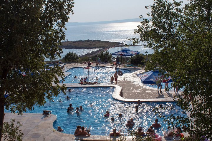 Pool 26 of 59