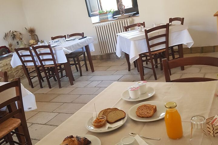 Breakfast/Coffee Service 31 of 94