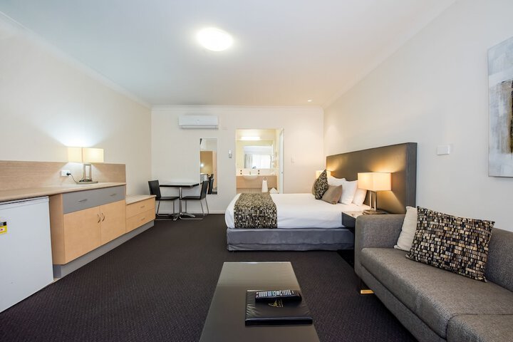 Room 16 of 63