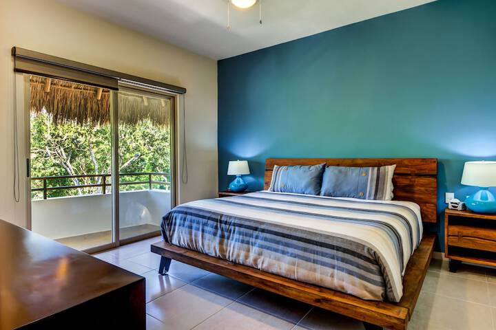 Room 2 of 23