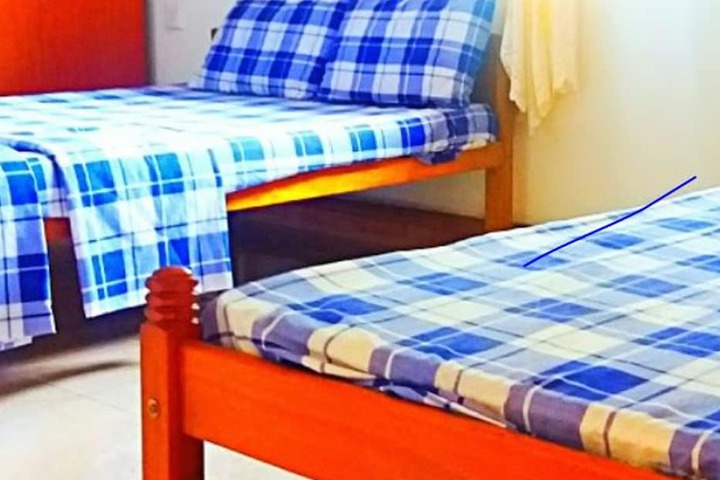 Room 4 of 34