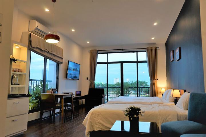 Hotel Interior 6 of 117