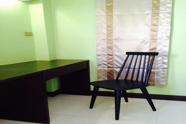 Room 11 of 22