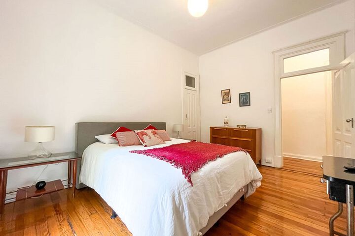 Room 174 of 293