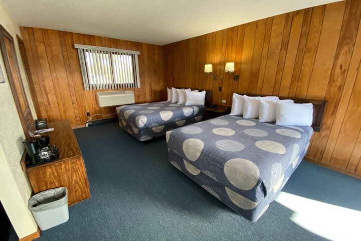 Room 11 of 41