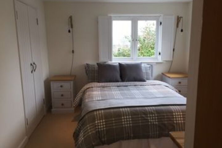 Room 13 of 18
