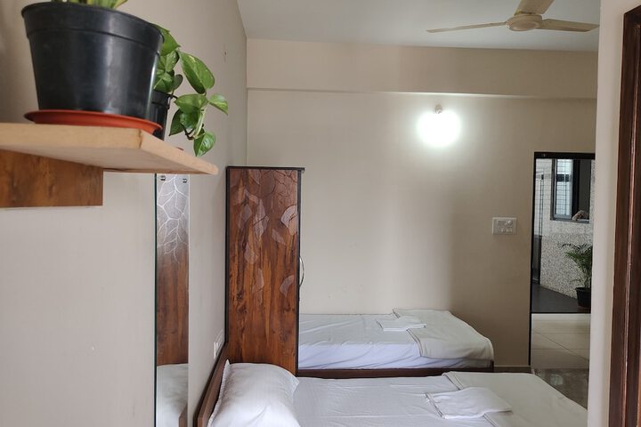 Room 12 of 15