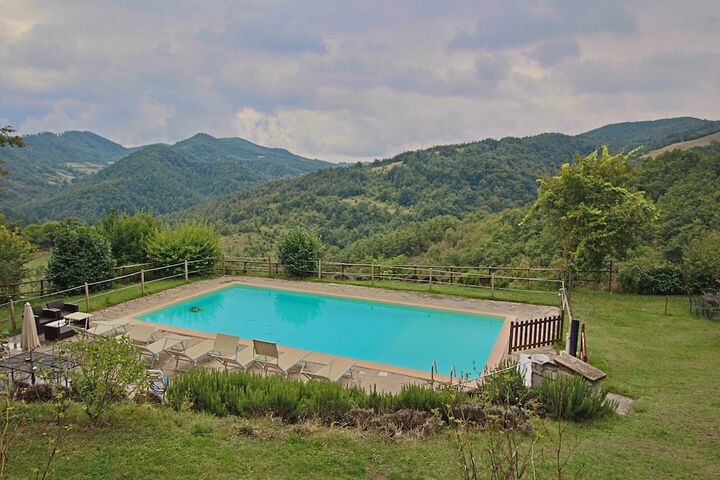 Pool 75 of 118