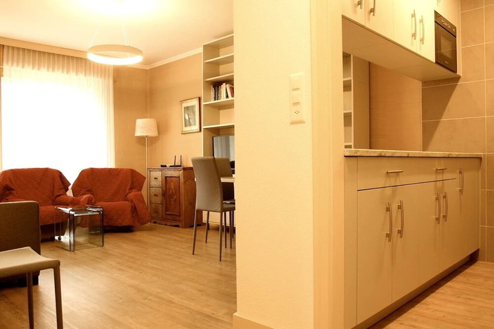 Room 8 of 15