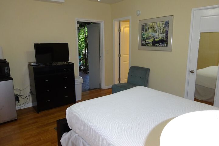 Room 15 of 141