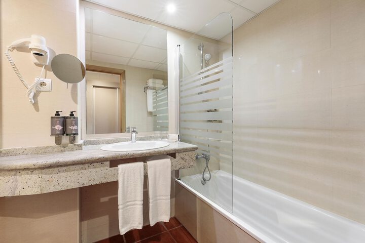 Clean Restrooms