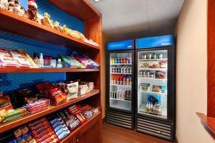 Snack bar