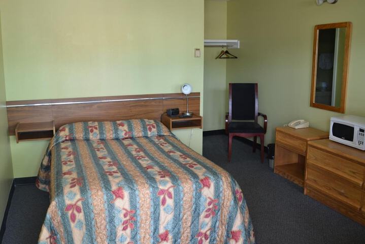Room 10 of 45