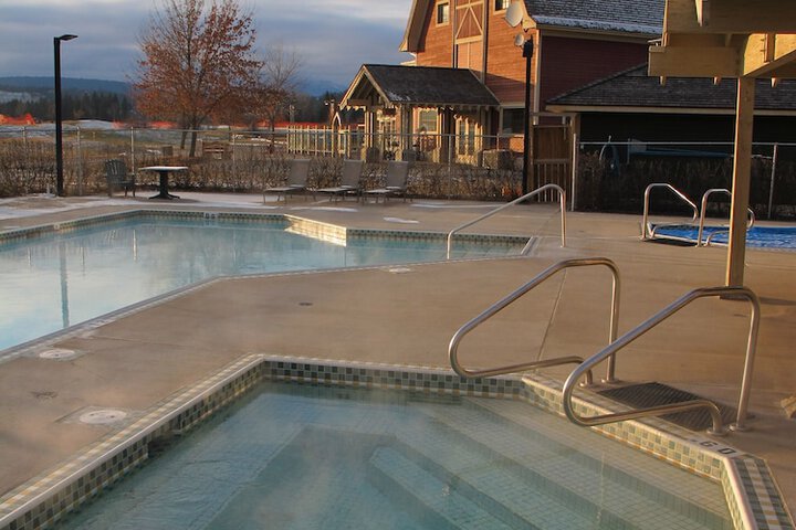 Pool 36 of 98