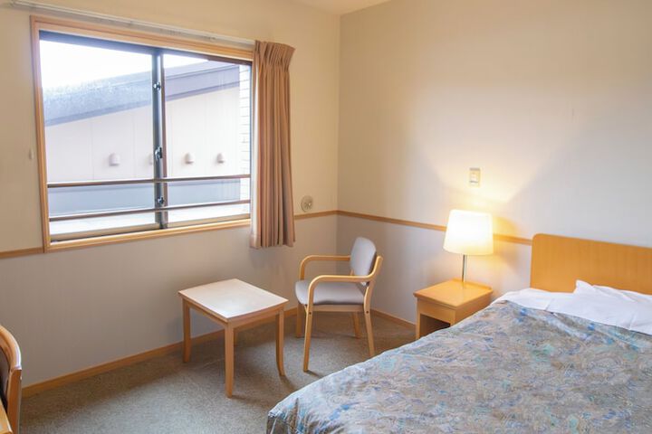 Room 14 of 40