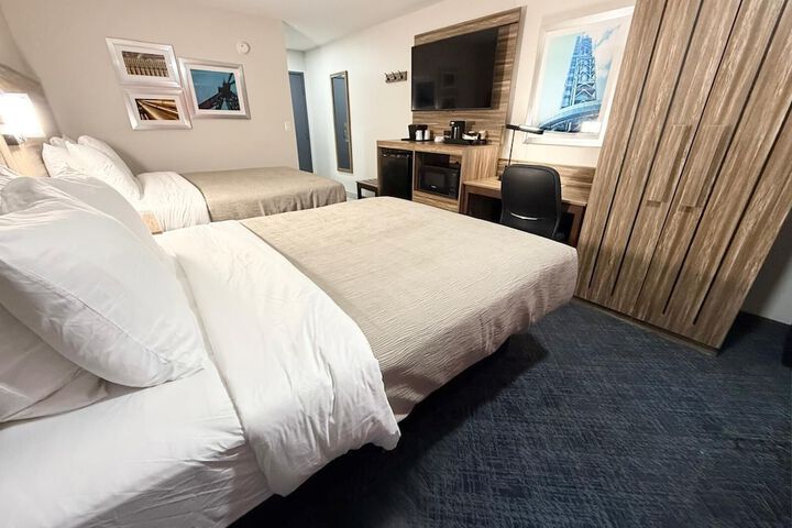 Room 8 of 38