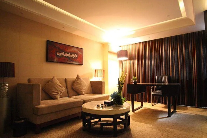 Room 13 of 29