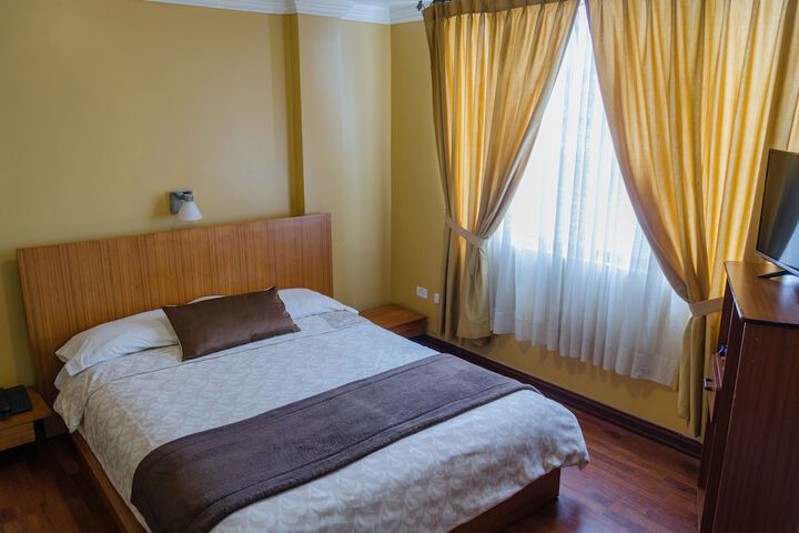 Room 3 of 40