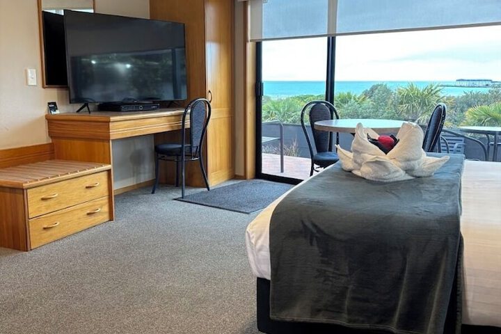 Room 56 of 70