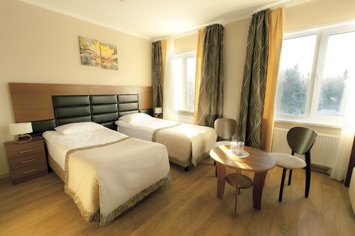 Room 2 of 64