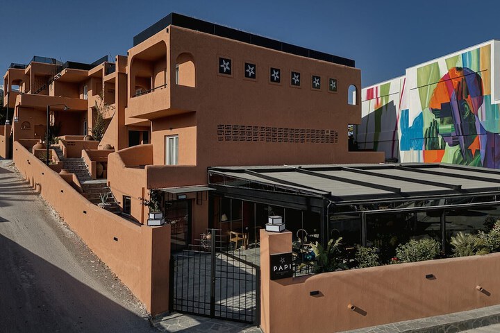 Hotel 84 of 92